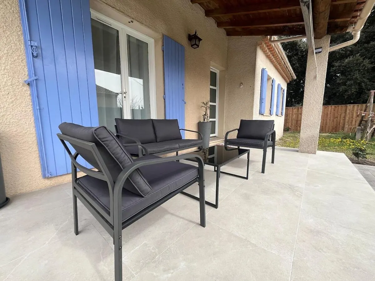 Maison Provencale - Piscine & Terrain De Petanque Grillon 0*,