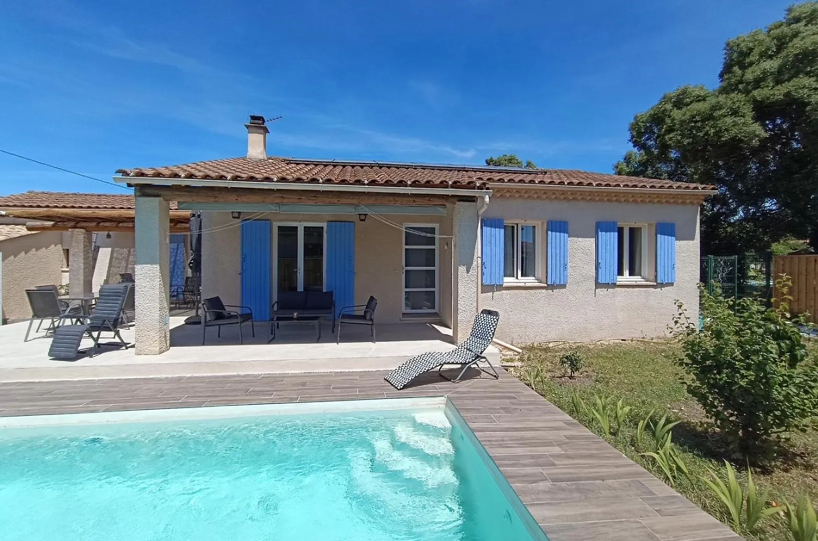 Vakantiehuis Maison Provencale - Piscine & Terrain De Petanque Grillon