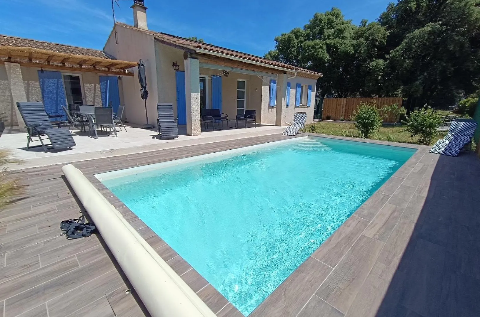 Maison Provencale - Piscine & Terrain De Petanque Grillon