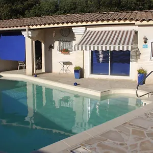 Appartement Les Jarres Bleues, Grillon